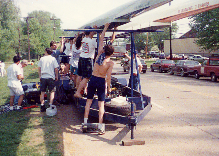 1992 Spring Marietta: A new trailor carrying the Hoyt C. Pease '48 (in gray, later to be given No Name), and the George L. Ohrstrom (white, to be named Charlie).  The four in the middle is the Undefeated 85, Pease finished 3rd that day at the hands of V1 (Heavy A).