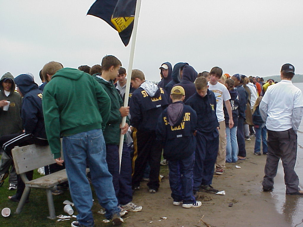 2002 Spring Midwest Championship Regatta: Supporting the team